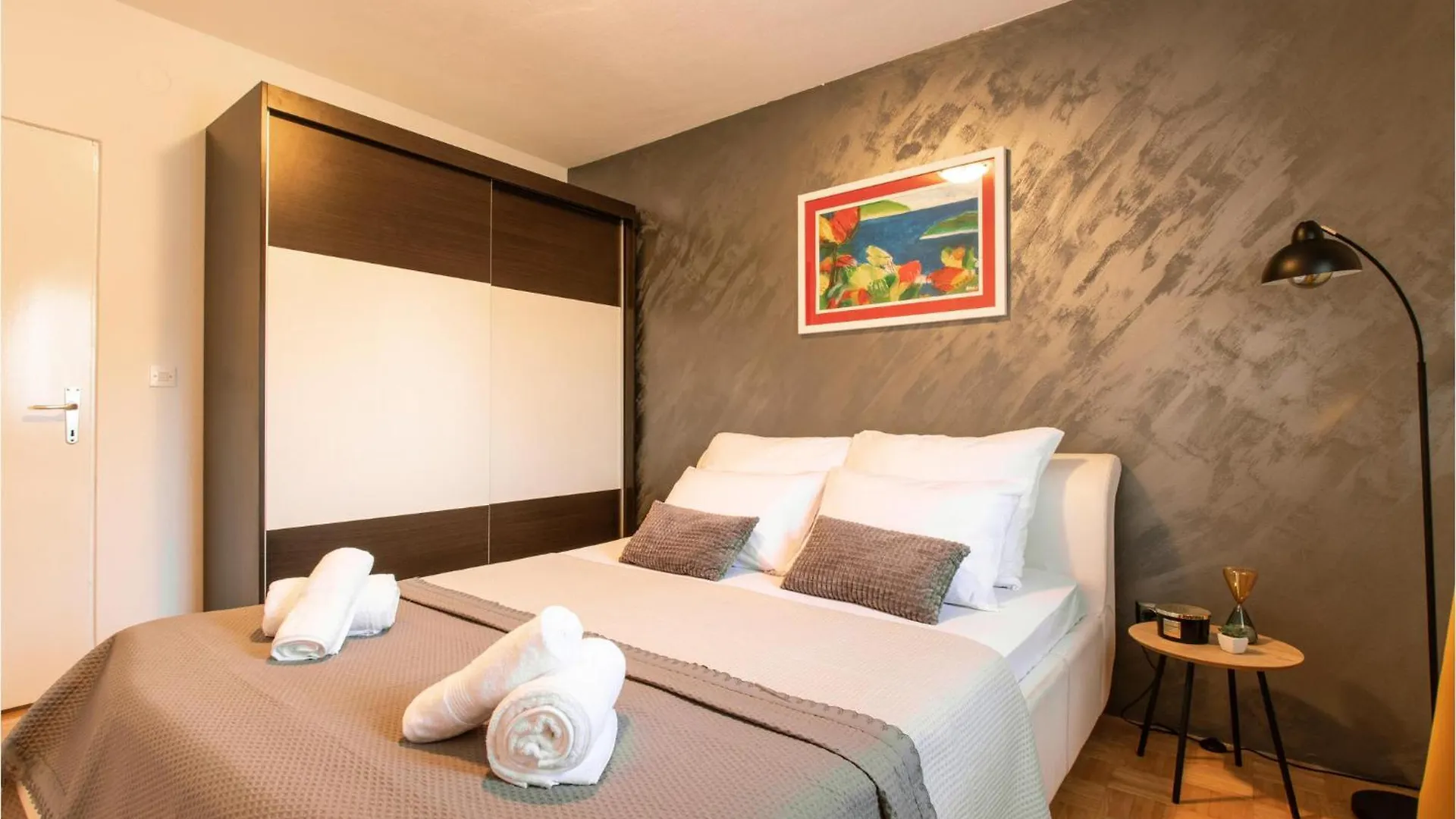 בית נופש 4 Bedroom Awesome Home In Polaca